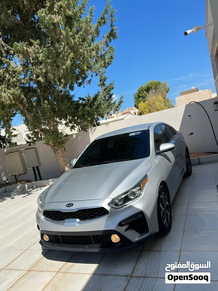 Kia Forte 2020 photo 2