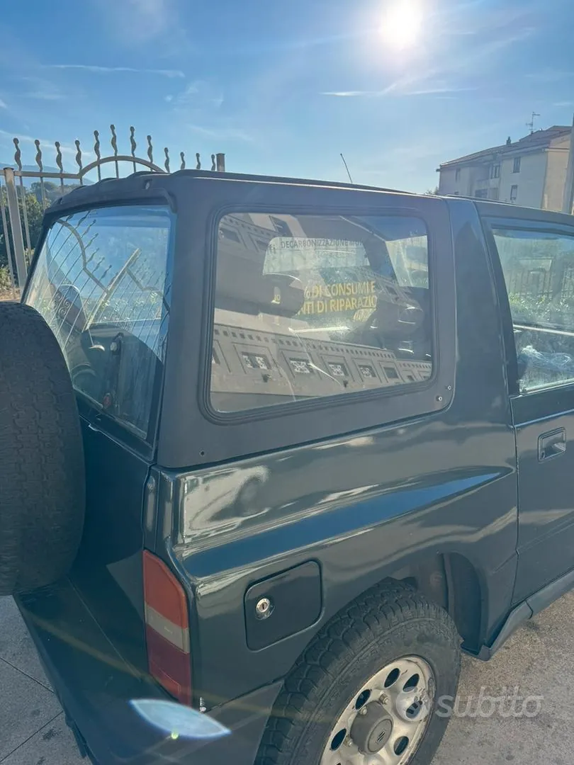 Suzuki Vitara 1991 photo 2