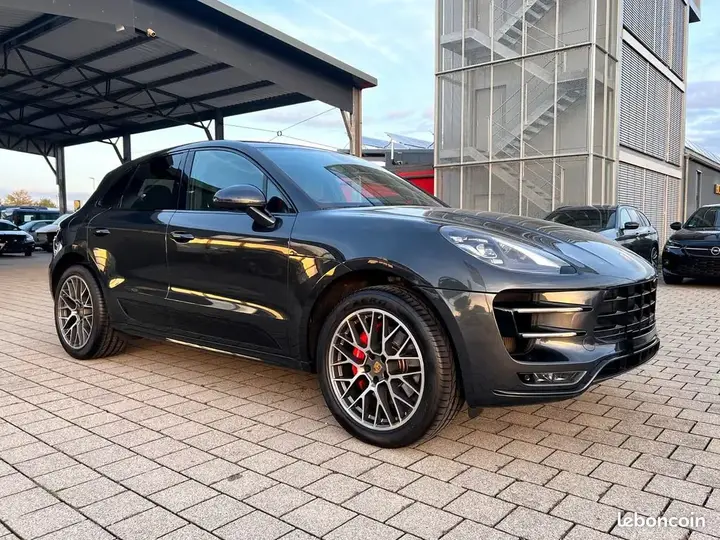 Porsche Macan 2016 photo 2