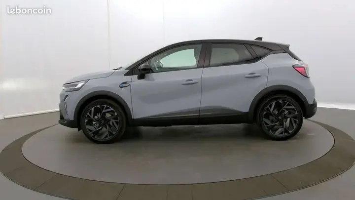 Renault Captur 2026 photo 4
