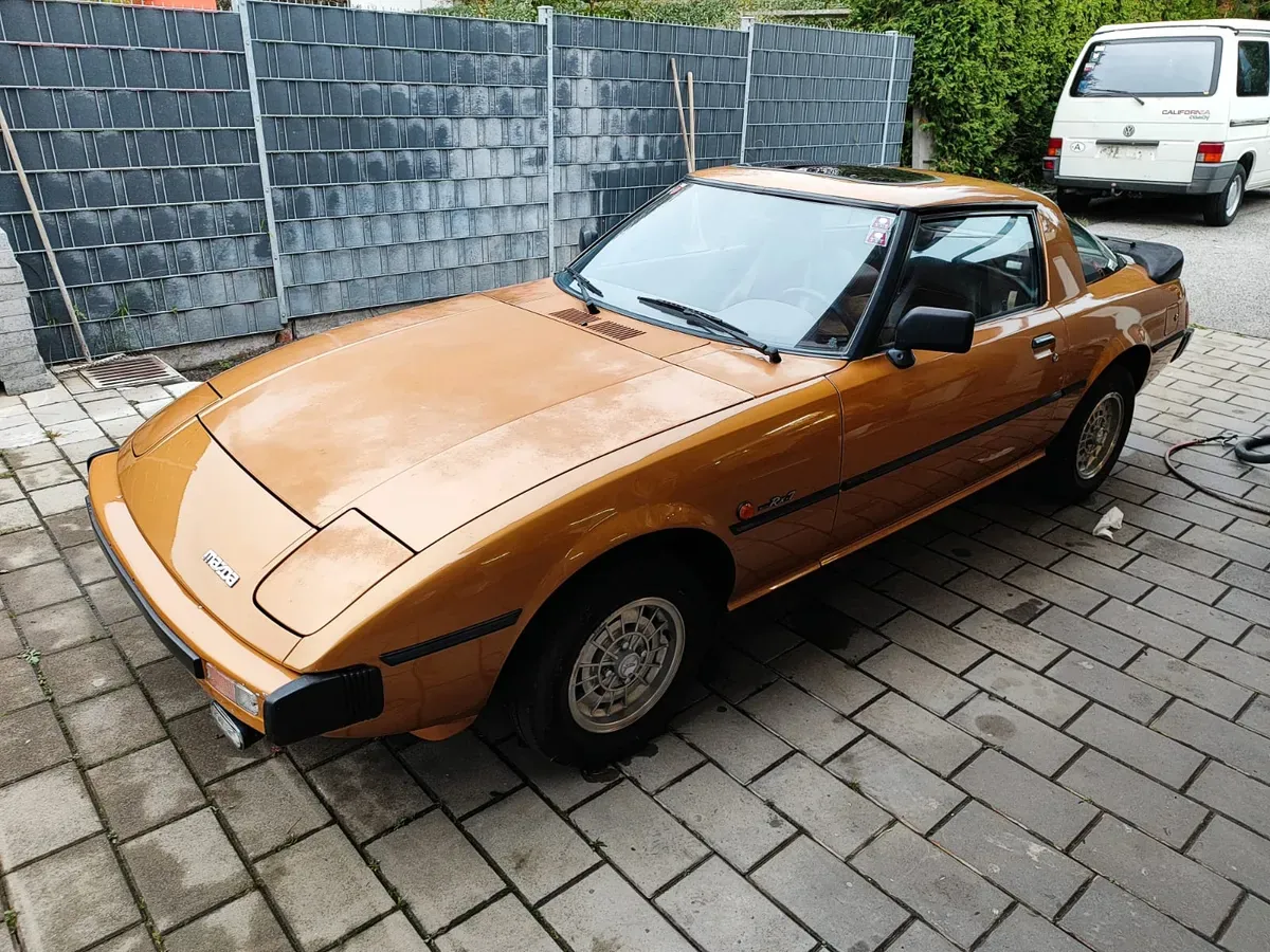 Mazda Rx-7 1980 photo 2