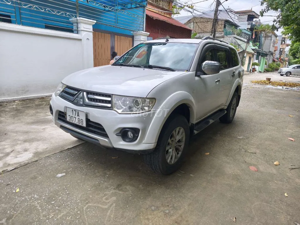 Mitsubishi Pajero Sport 2016 photo 2
