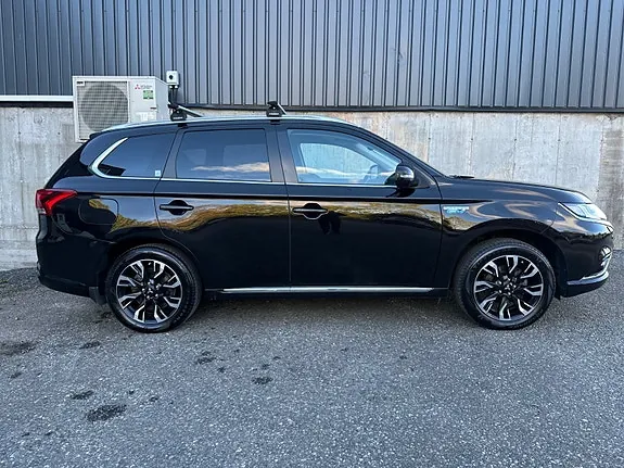 Mitsubishi Outlander 2017 photo 5