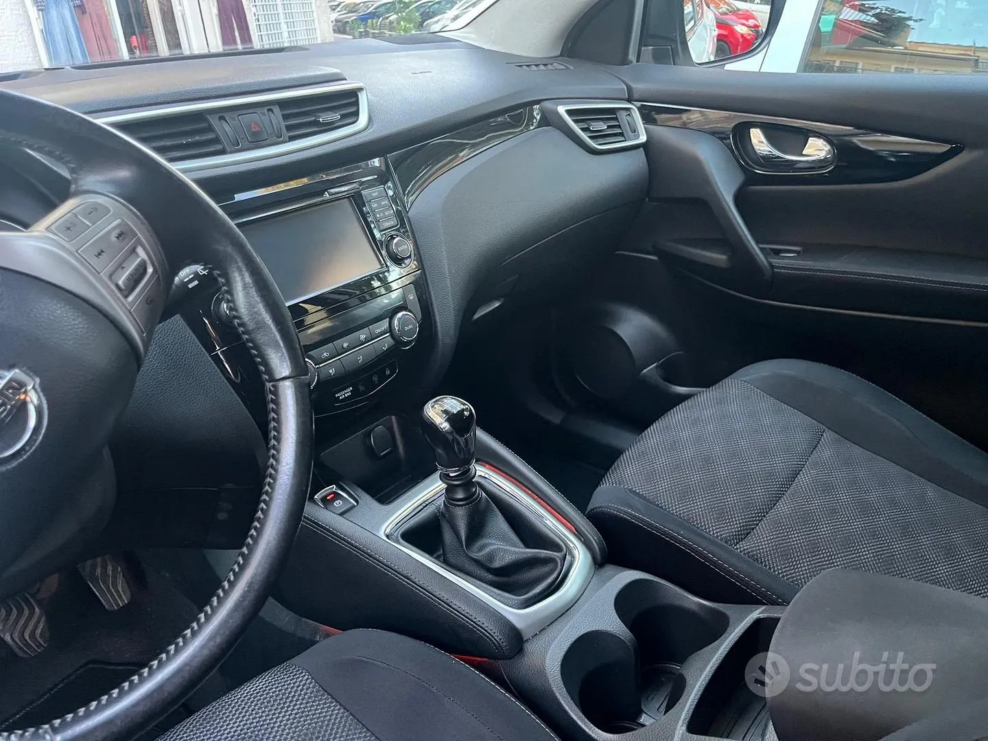 Nissan Qashqai 2016 photo 2