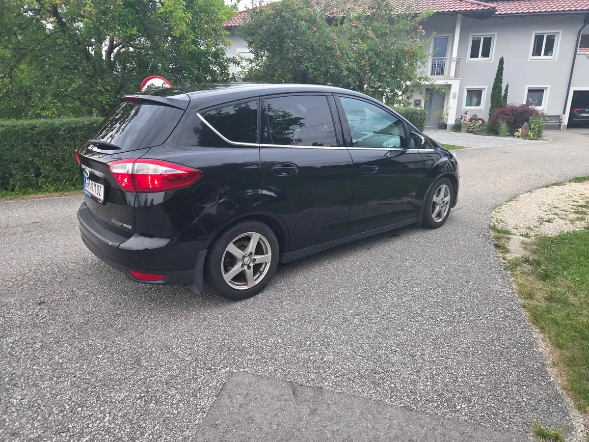 Ford C-Max 2012 photo 3