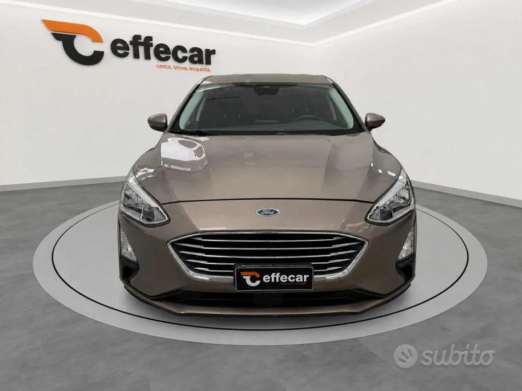 Ford Focus 2018 photo 2