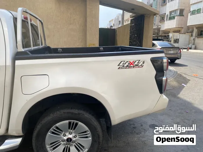 Isuzu D-Max 2021 photo 4