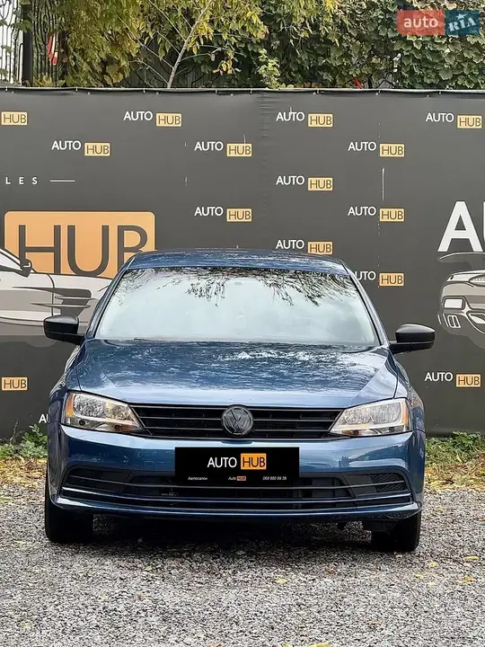 Volkswagen Jetta 2015 photo 2