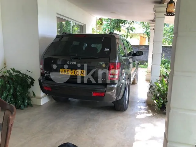 Jeep Grand Cherokee 2005 photo 4