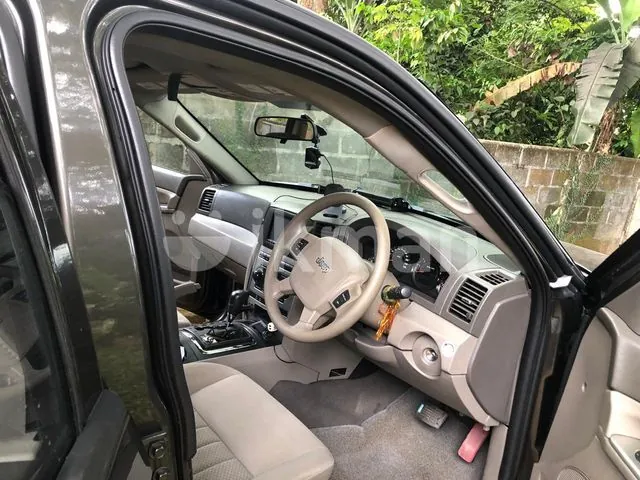Jeep Grand Cherokee 2005 photo 3