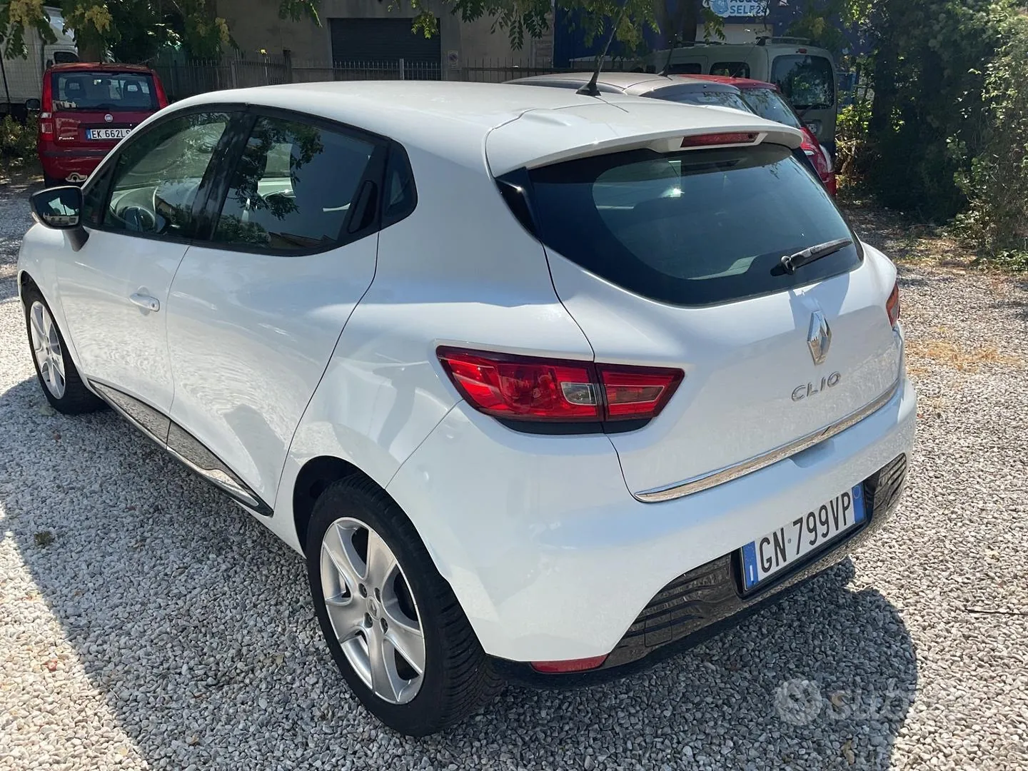 Renault Clio 2013 photo 3