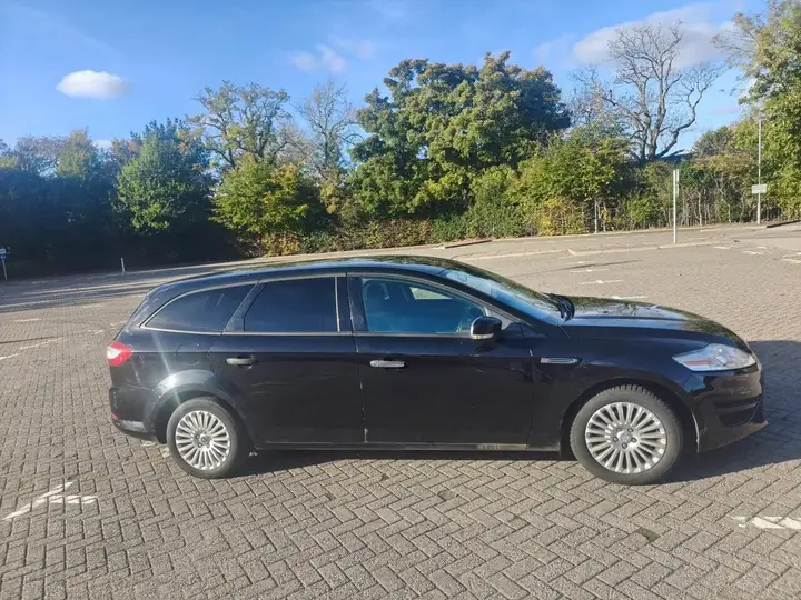 Ford Mondeo 2011 photo 3