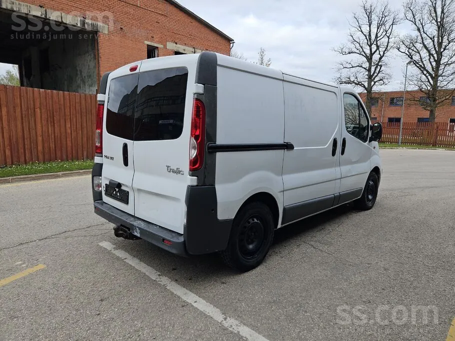 Renault Trafic 2009 photo 5
