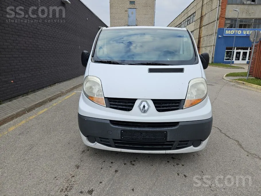 Renault Trafic 2009 photo 2
