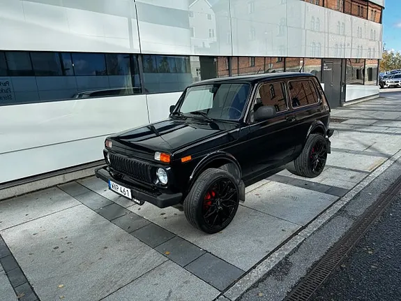 Lada Niva 2015 photo 2
