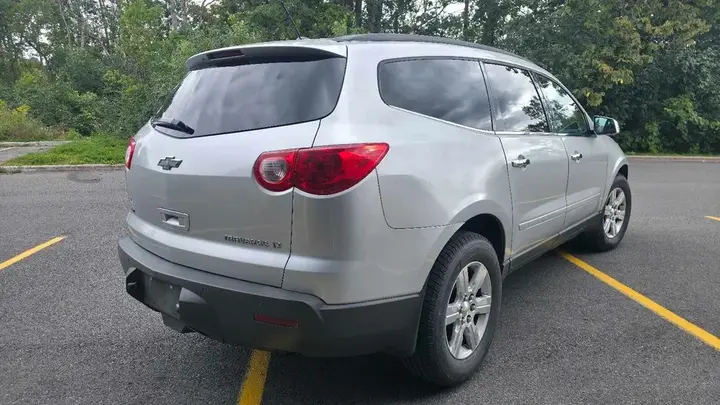 Chevrolet Traverse 2012 photo 4