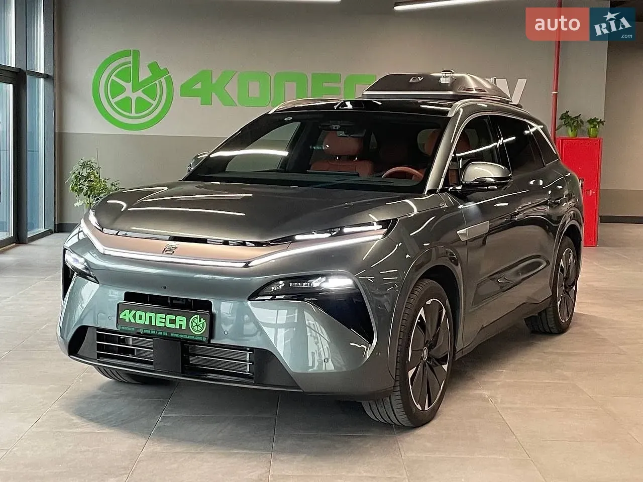 BYD Tang L