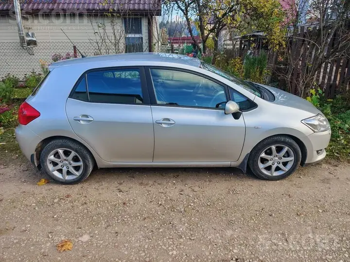 Toyota Auris 2007 photo 2