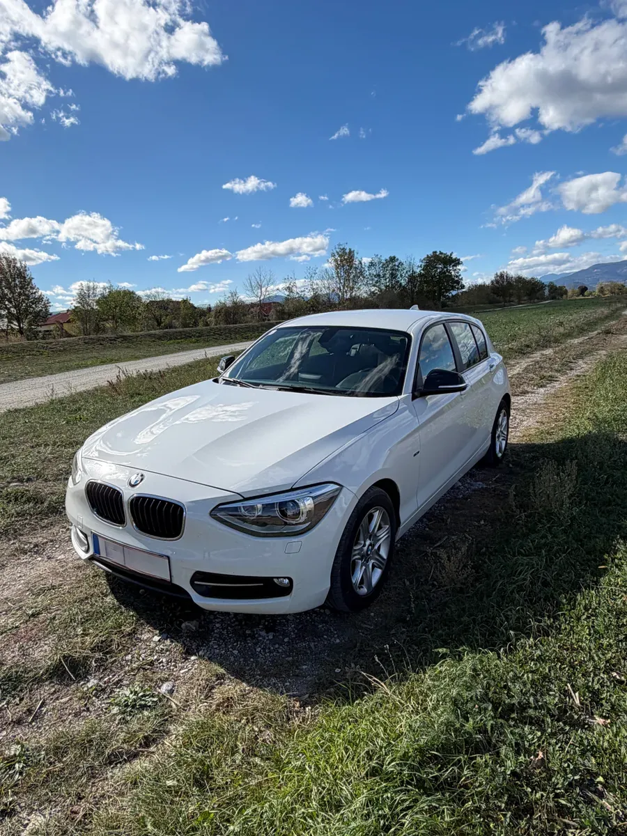 BMW 1 Series 2013 photo 2