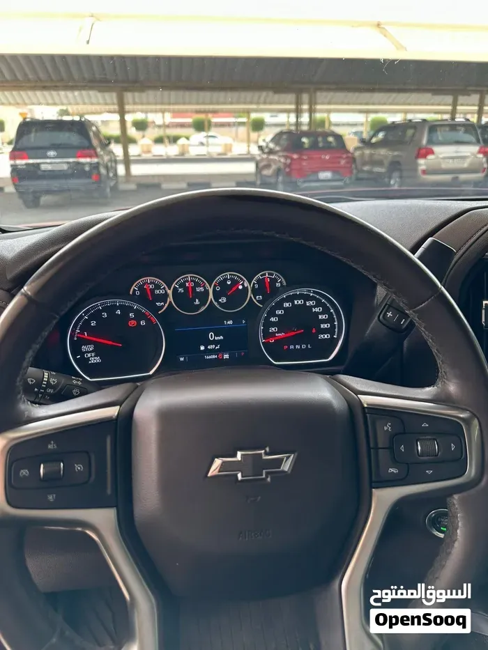 Chevrolet Silverado 2021 photo 2