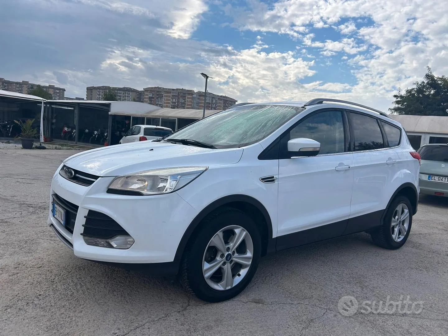 Ford Kuga 2013 photo 2