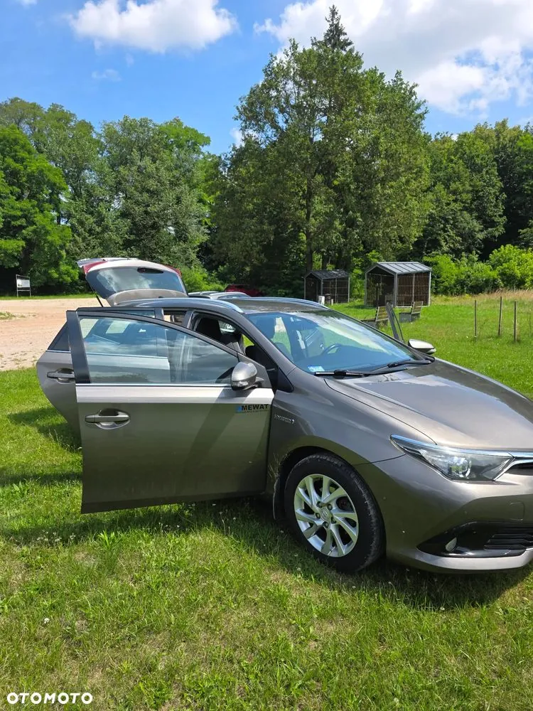 Toyota Auris 2018 photo 4