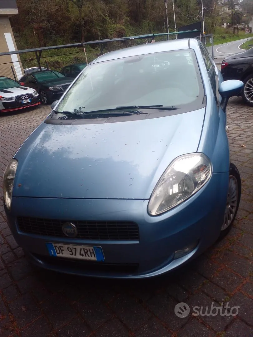 Fiat Grande Punto 2006 photo 4