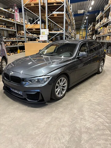 BMW 330I