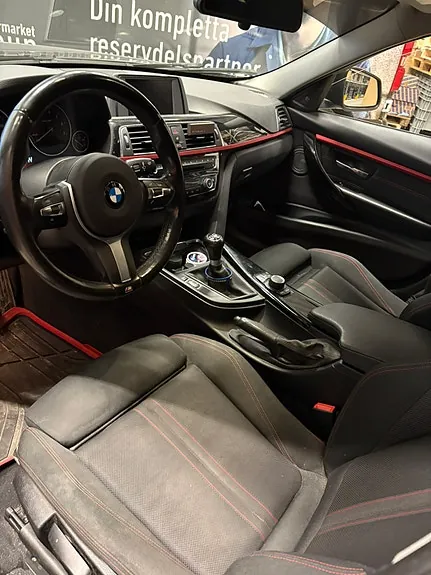 BMW 330I 2016 photo 2
