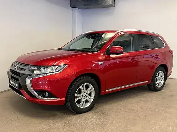 Mitsubishi Outlander 2016 photo 2