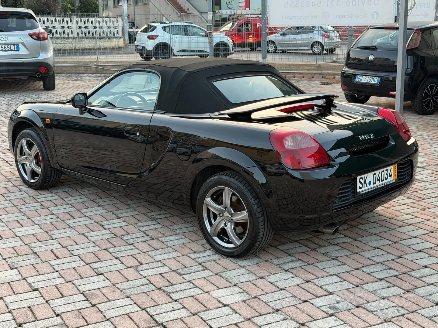 Toyota Mr2 2001 photo 2