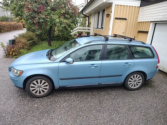 Volvo V50 2006 photo 2