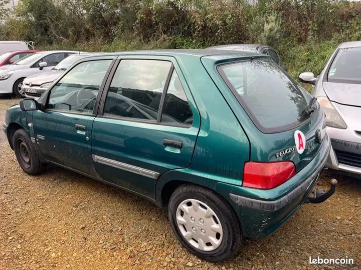 Peugeot 106 1999 photo 2