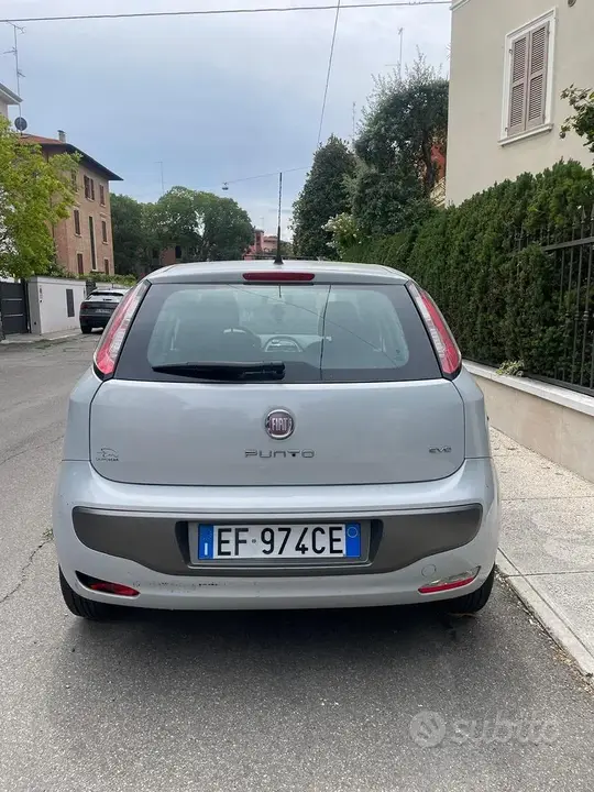 Fiat Punto Evo 2010 photo 3
