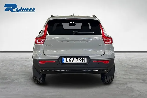Volvo Xc40 2025 photo 3