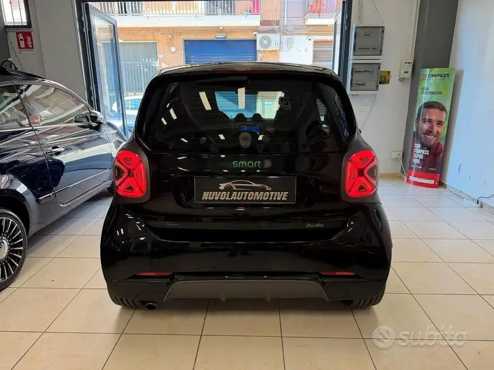Smart Fortwo 2019 photo 4