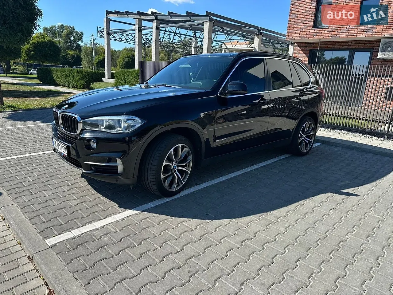 BMW X5 2015 photo 2