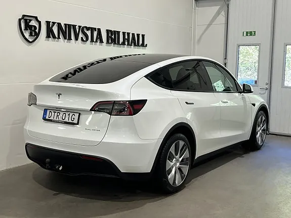 Tesla Model Y 2023 photo 4