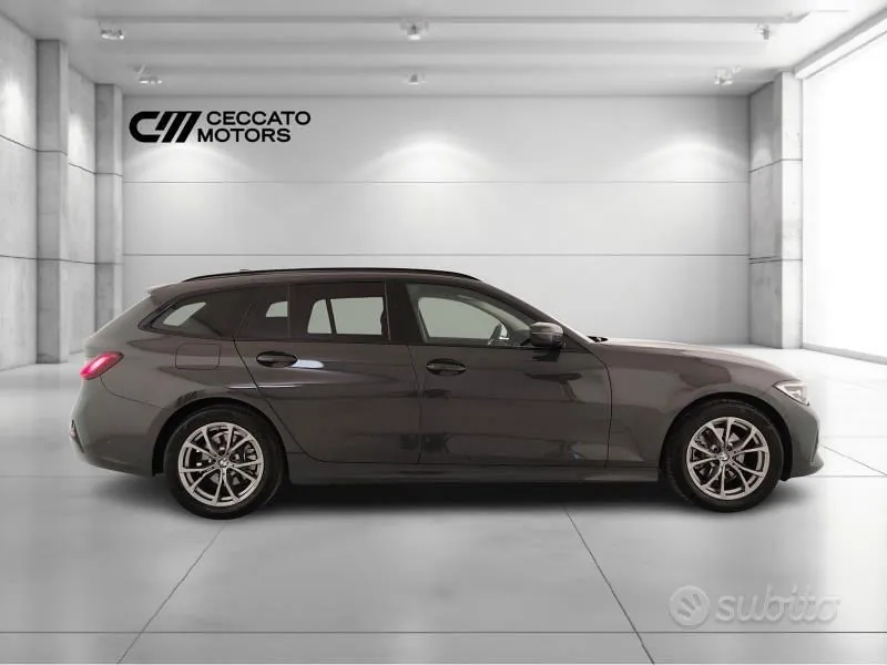 BMW 3 Series 2021 photo 3