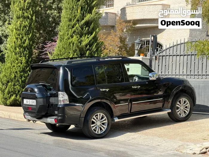 Mitsubishi Pajero 2016 photo 4