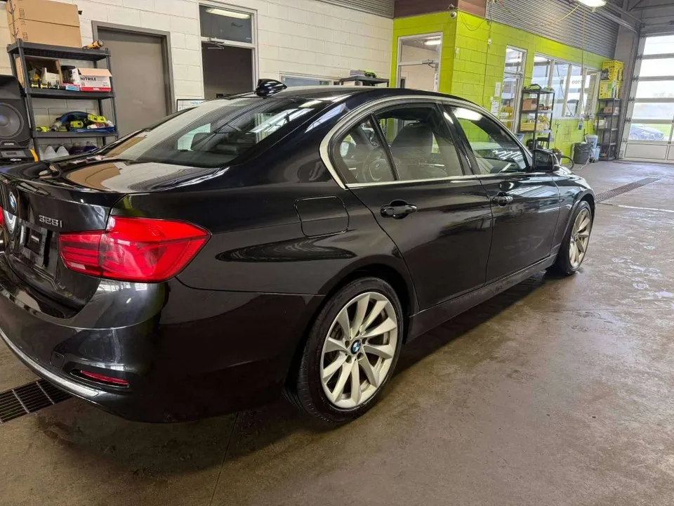 BMW 3 Series 2016 photo 5