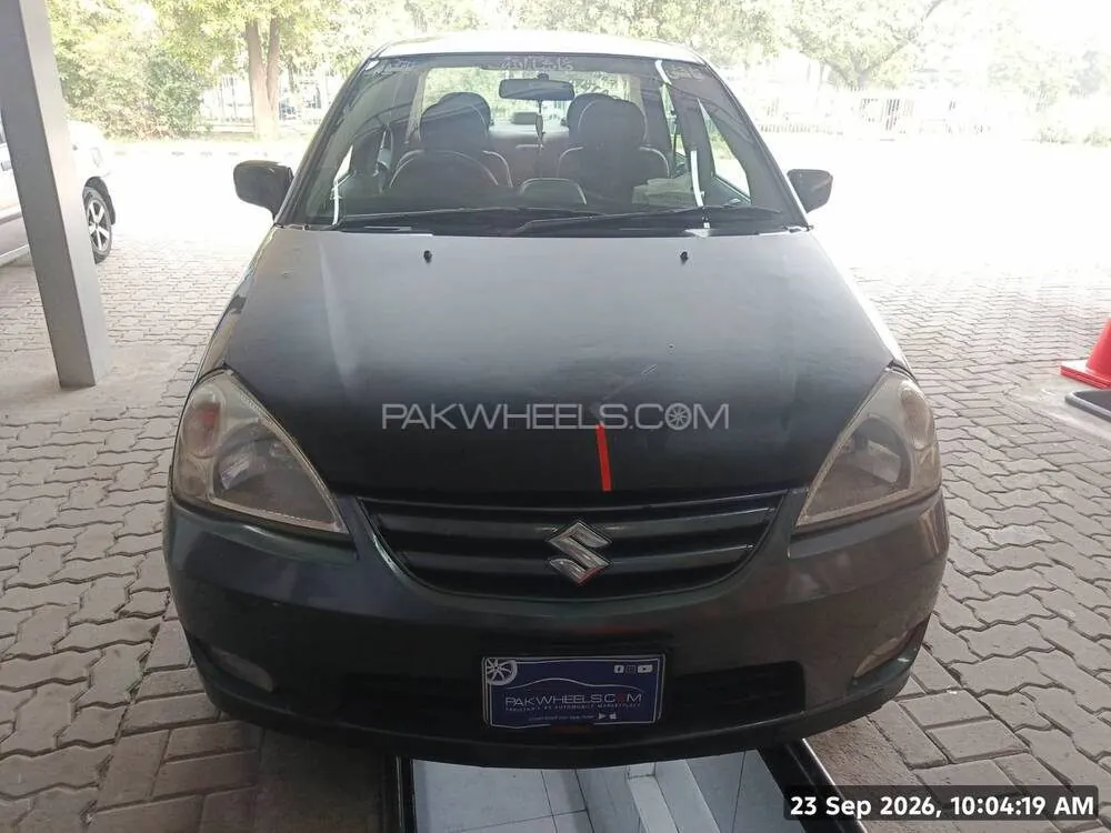 Suzuki Liana