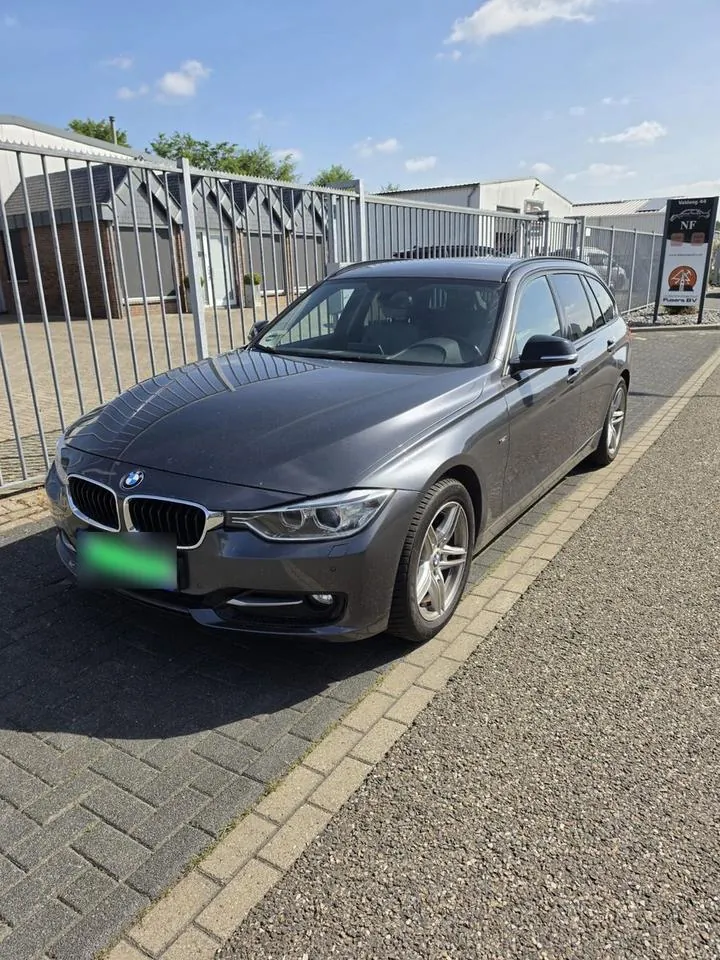 BMW 318D