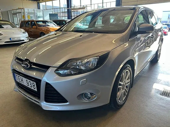 Ford Focus 2013 photo 2