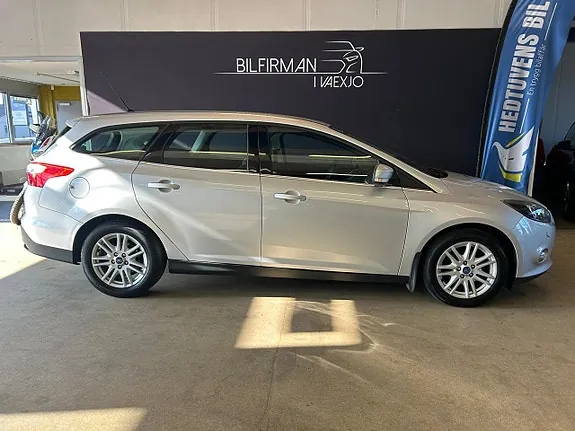 Ford Focus 2013 photo 3