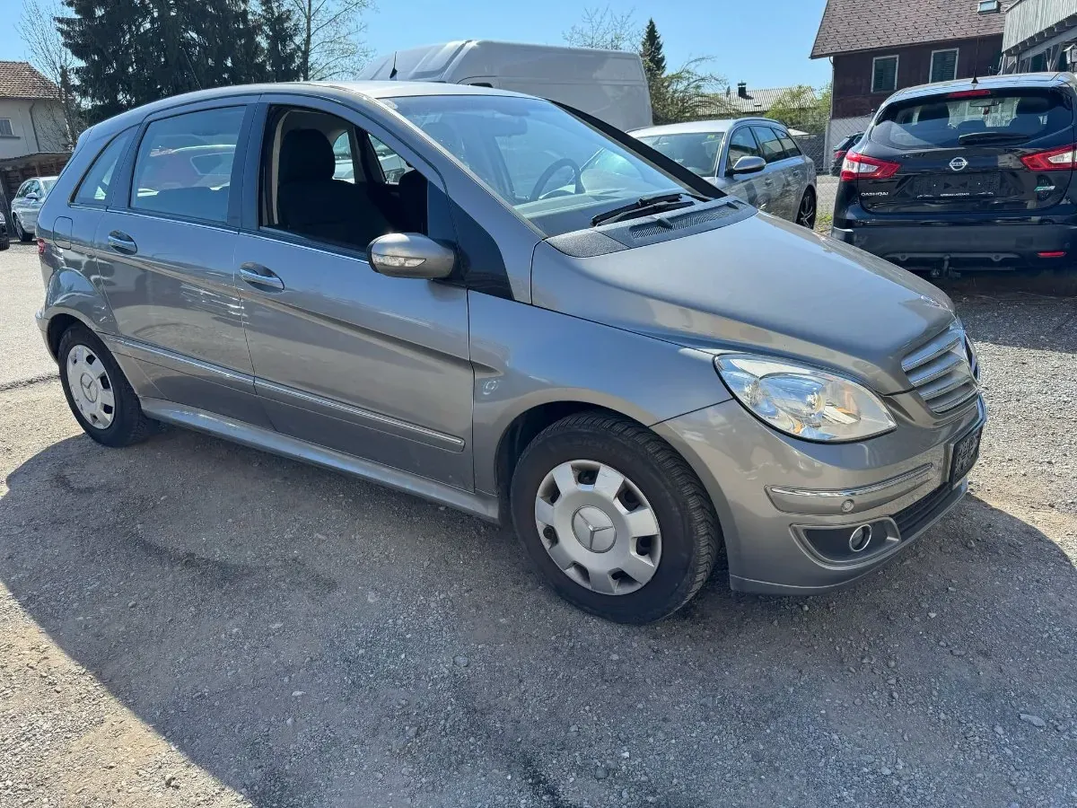 Mercedes-Benz B-Class 2006 photo 2