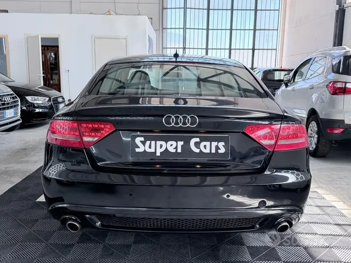 Audi A5 2010 photo 5