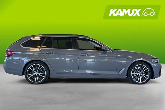 BMW 530E 2022 photo 2