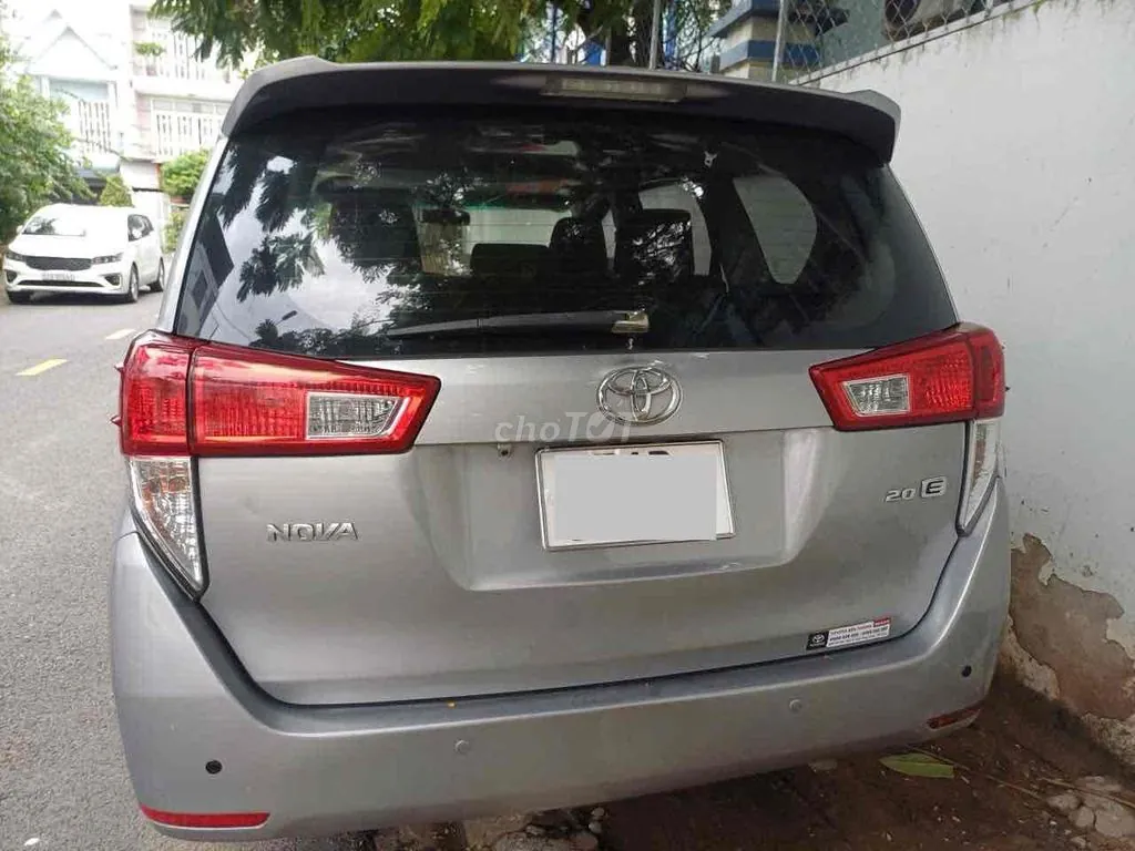 Toyota Innova 2020 photo 2