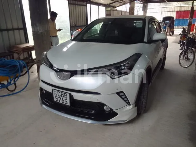 Toyota Chr 2017 photo 2